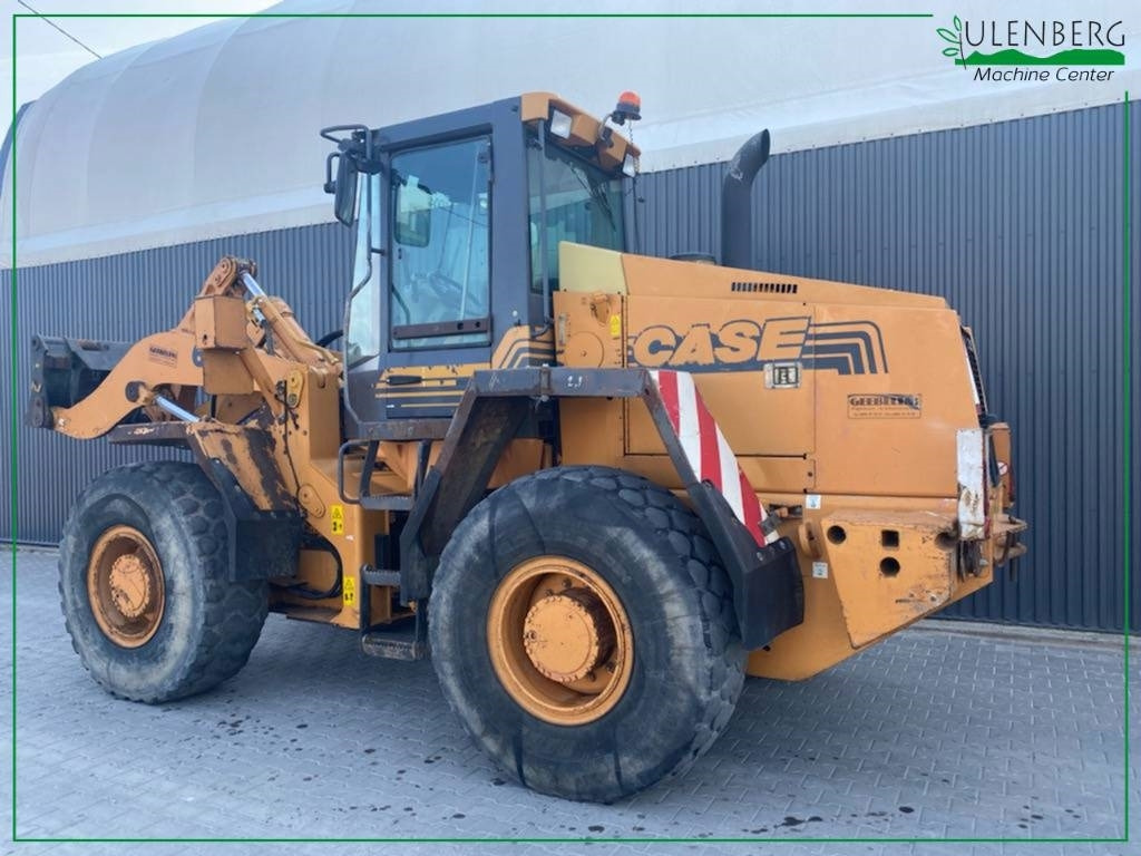 Case 621 C - Колёсный погрузчик: фото 2 Case 621 C - Колёсный погрузчик: фото 2