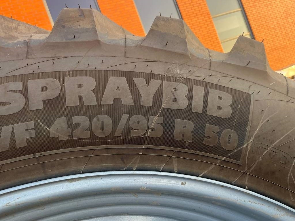 Michelin FELGA Z OPONĄ VF 420/95R50 CFO 179D/175E SPRAYBIB - Шина для Сельскохозяйственной техники: фото 3 Michelin FELGA Z OPONĄ VF 420/95R50 CFO 179D/175E SPRAYBIB - Шина для Сельскохозяйственной техники: фото 3