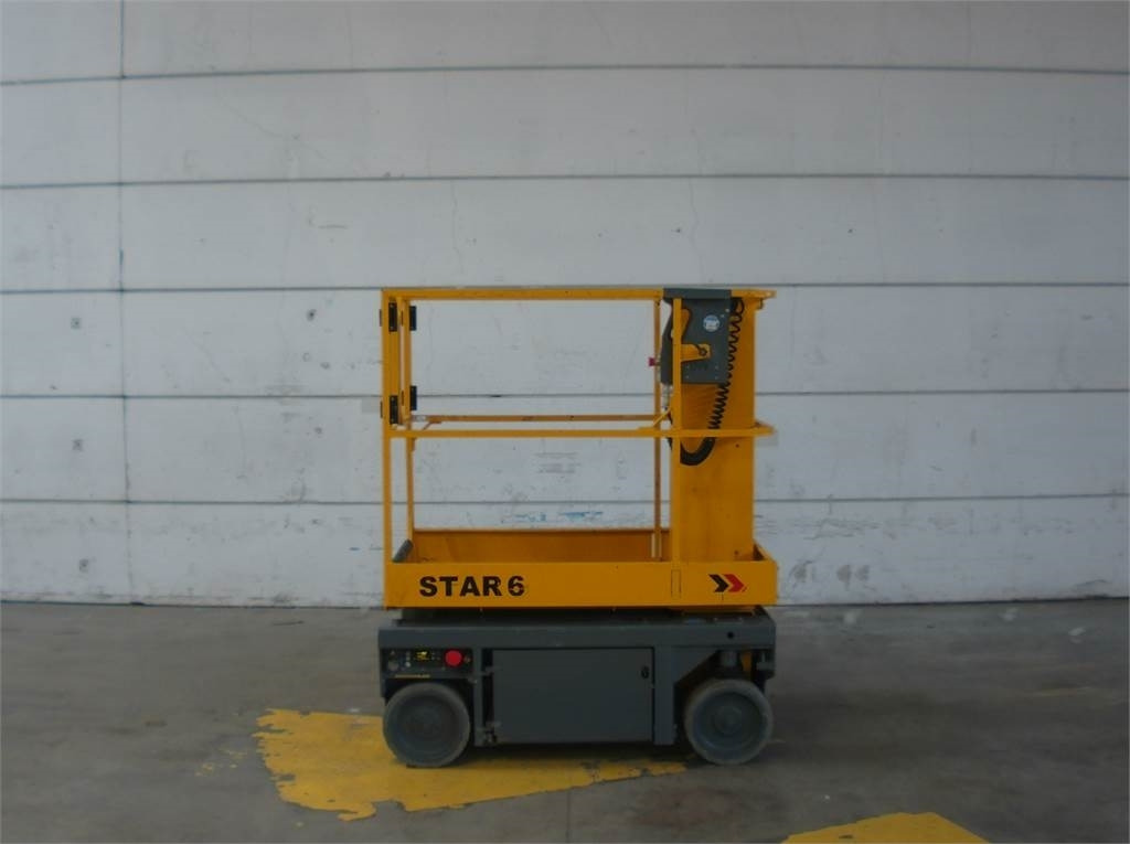 Haulotte STAR 6 - Вертикальный мачтовый подъемник: фото 1 Haulotte STAR 6 - Вертикальный мачтовый подъемник: фото 1