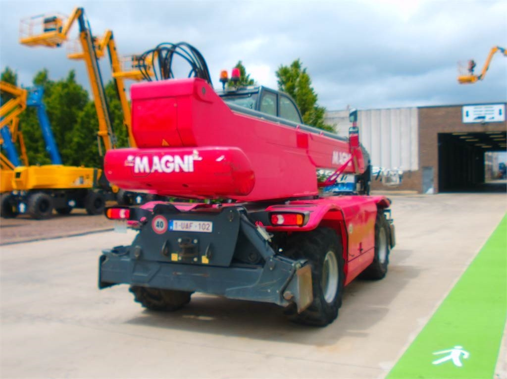 Magni 5.25 SH - Телескопический погрузчик: фото 4 Magni 5.25 SH - Телескопический погрузчик: фото 4