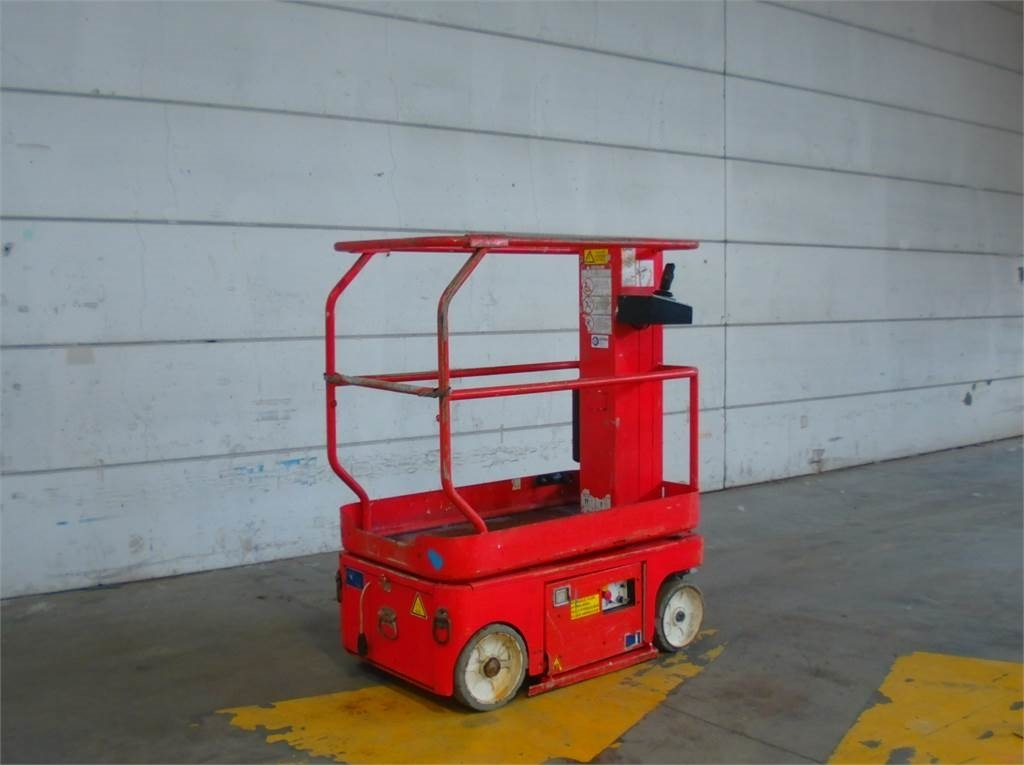 Snorkel TM12 - Вертикальный мачтовый подъемник: фото 3 Snorkel TM12 - Вертикальный мачтовый подъемник: фото 3