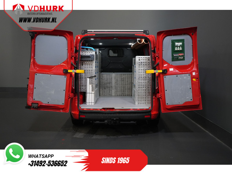 Ford Transit Custom 300 2.0 TDCI 130 pk Aut. Limited 2x Schuifdeur/ Bi-Xenon/ Sortimo/ Standkachel/ Stoelverw./ Carplay/ Camera/ PDC/ Cruise - Легковой фургон: фото 5 Ford Transit Custom 300 2.0 TDCI 130 pk Aut. Limited 2x Schuifdeur/ Bi-Xenon/ Sortimo/ Standkachel/ Stoelverw./ Carplay/ Camera/ PDC/ Cruise - Легковой фургон: фото 5