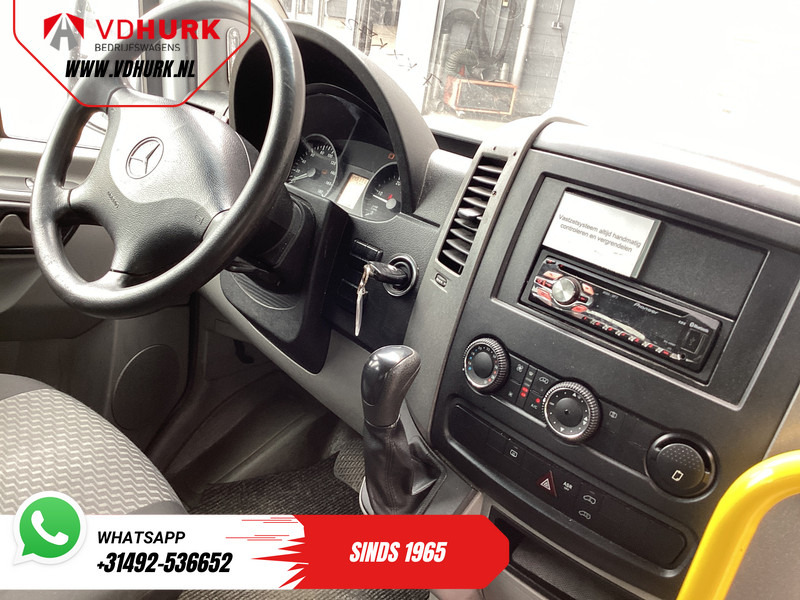 Mercedes-Benz Sprinter 313 2.2 CDI Aut. L2H2 €11.132 Incl. BTW BPM VRIJ! Combi/ 9 Persoons/ Kombi/ 9P/ Airco/ Rolstoellift - Микроавтобус, Пассажирский фургон: фото 3 Mercedes-Benz Sprinter 313 2.2 CDI Aut. L2H2 €11.132 Incl. BTW BPM VRIJ! Combi/ 9 Persoons/ Kombi/ 9P/ Airco/ Rolstoellift - Микроавтобус, Пассажирский фургон: фото 3