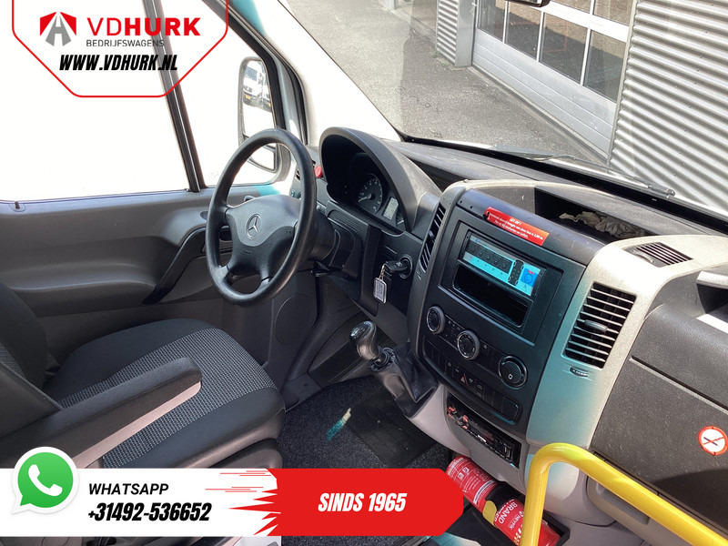 Mercedes-Benz Sprinter 313 2.2 CDI L2H2 €9922 Incl. BTW BPM VRIJ! EXPORT ONLY Combi/ 9 Persoons/ Kombi/ 9P/ Airco/ Rolstoellift - Микроавтобус, Пассажирский фургон: фото 3 Mercedes-Benz Sprinter 313 2.2 CDI L2H2 €9922 Incl. BTW BPM VRIJ! EXPORT ONLY Combi/ 9 Persoons/ Kombi/ 9P/ Airco/ Rolstoellift - Микроавтобус, Пассажирский фургон: фото 3