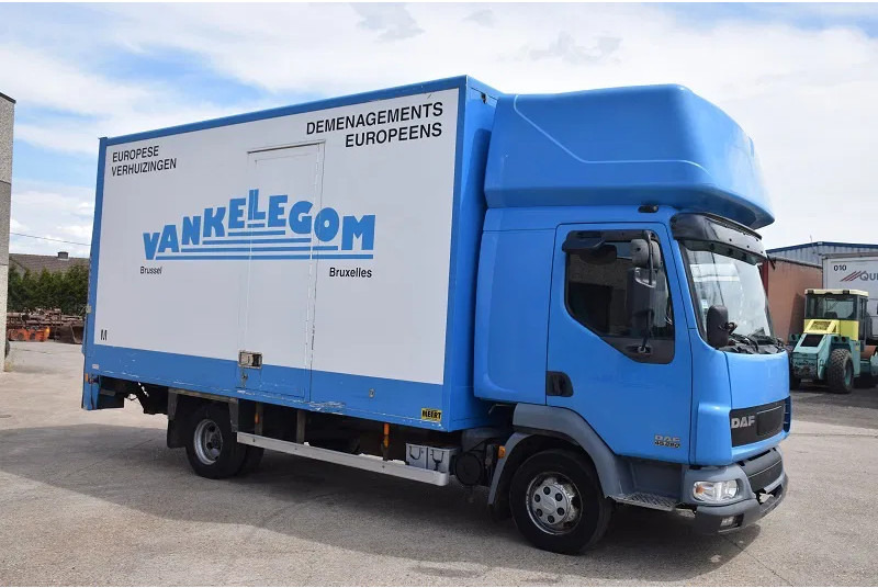 DAF LF 220 LF45 220 - Грузовик с закрытым кузовом: фото 5 DAF LF 220 LF45 220 - Грузовик с закрытым кузовом: фото 5