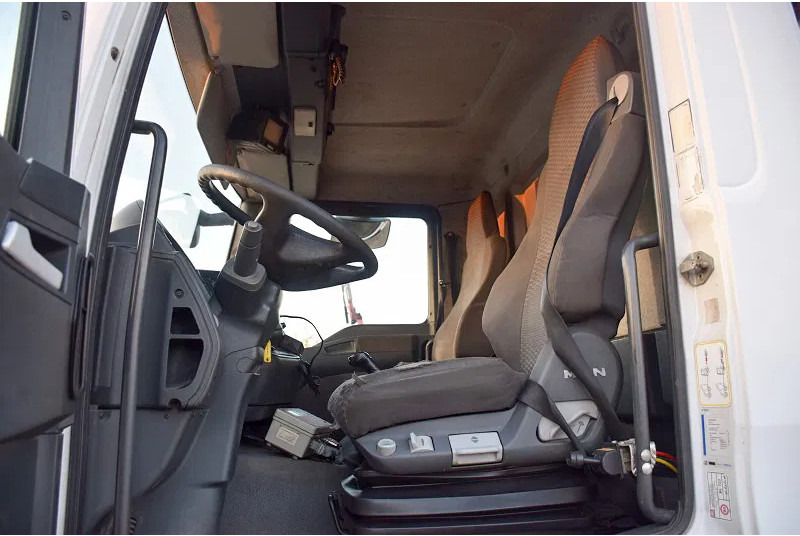 Самосвал, Автоманипулятор MAN TGM 18.240: фото 9