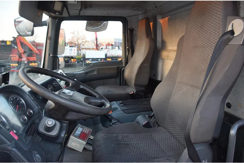 Самосвал, Автоманипулятор MAN TGM 18.240: фото 10