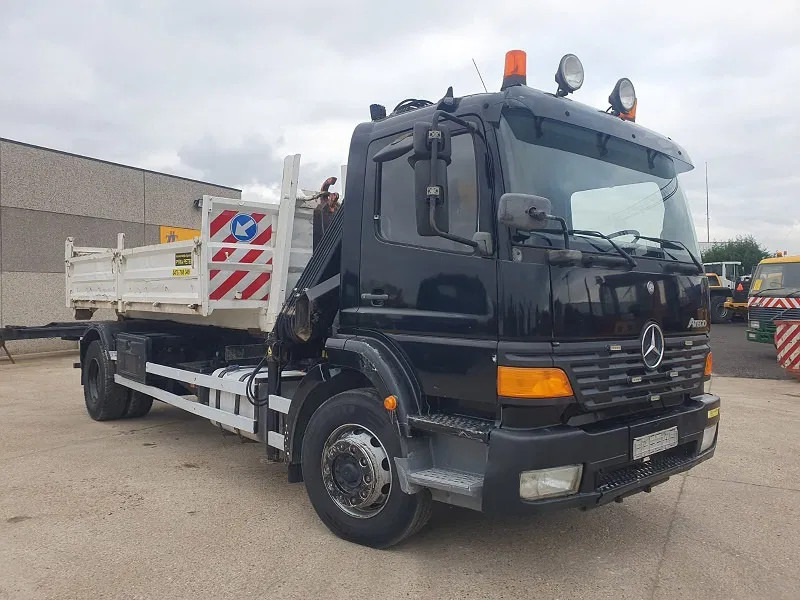 Mercedes-Benz Atego 1928 - Автоманипулятор: фото 3 Mercedes-Benz Atego 1928 - Автоманипулятор: фото 3