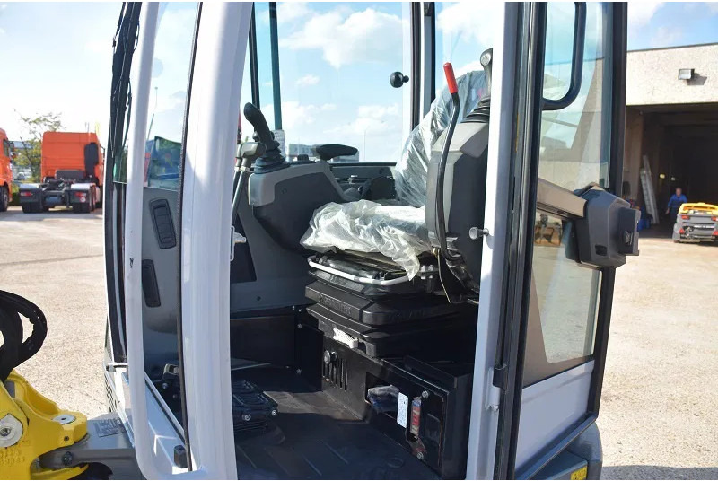 WACKER NEUSON Neuson Wacker 4 TON EZ36 -stock id104 - Мини-экскаватор: фото 5 WACKER NEUSON Neuson Wacker 4 TON EZ36 -stock id104 - Мини-экскаватор: фото 5