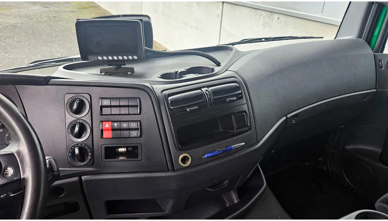 Mercedes-Benz Atego 1018 *L*Achteruitrijcamera*Automaat*Airco*Dhollandia Laadbrug*7149cm - Грузовик: фото 5 Mercedes-Benz Atego 1018 *L*Achteruitrijcamera*Automaat*Airco*Dhollandia Laadbrug*7149cm - Грузовик: фото 5