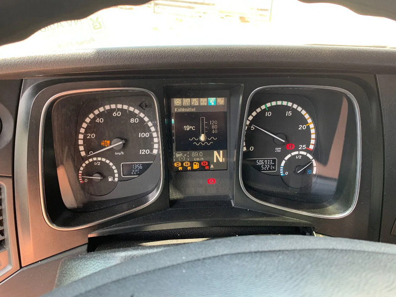 Mercedes-Benz Actros 2548 6X2 + Aanhanger*Palfinger crane*Cruise control*Airco* - Тентованный грузовик, Автоманипулятор: фото 4 Mercedes-Benz Actros 2548 6X2 + Aanhanger*Palfinger crane*Cruise control*Airco* - Тентованный грузовик, Автоманипулятор: фото 4