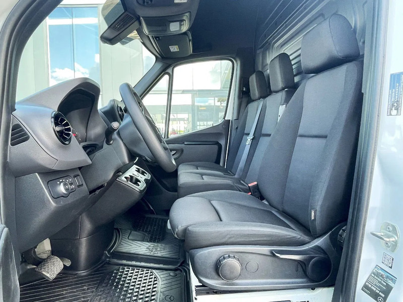 Mercedes-Benz Sprinter 315 L3H2*NEW Carrier xarios 350 -18°C*achteruitrijcamera*navigatie*zetelverwarming*360° camera* - Фургон-рефрижератор: фото 5 Mercedes-Benz Sprinter 315 L3H2*NEW Carrier xarios 350 -18°C*achteruitrijcamera*navigatie*zetelverwarming*360° camera* - Фургон-рефрижератор: фото 5