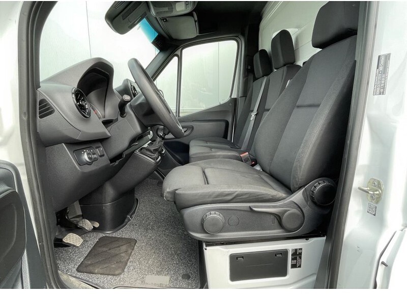 Mercedes-Benz Sprinter 514 *buitenspiegels verwarmd&elektr. verstelbaar*Cruise control*bluetooth*airbag bestuurder - Фургон с закрытым кузовом: фото 3 Mercedes-Benz Sprinter 514 *buitenspiegels verwarmd&elektr. verstelbaar*Cruise control*bluetooth*airbag bestuurder - Фургон с закрытым кузовом: фото 3
