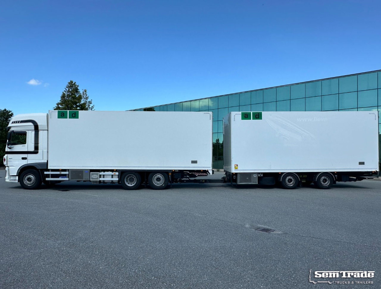 DAF XF 480 FAR SSC 2x Tail Lift 50 CC Trolleys Carrier TRS Iceland Super Condition NL-Combi - Рефрижератор: фото 2 DAF XF 480 FAR SSC 2x Tail Lift 50 CC Trolleys Carrier TRS Iceland Super Condition NL-Combi - Рефрижератор: фото 2