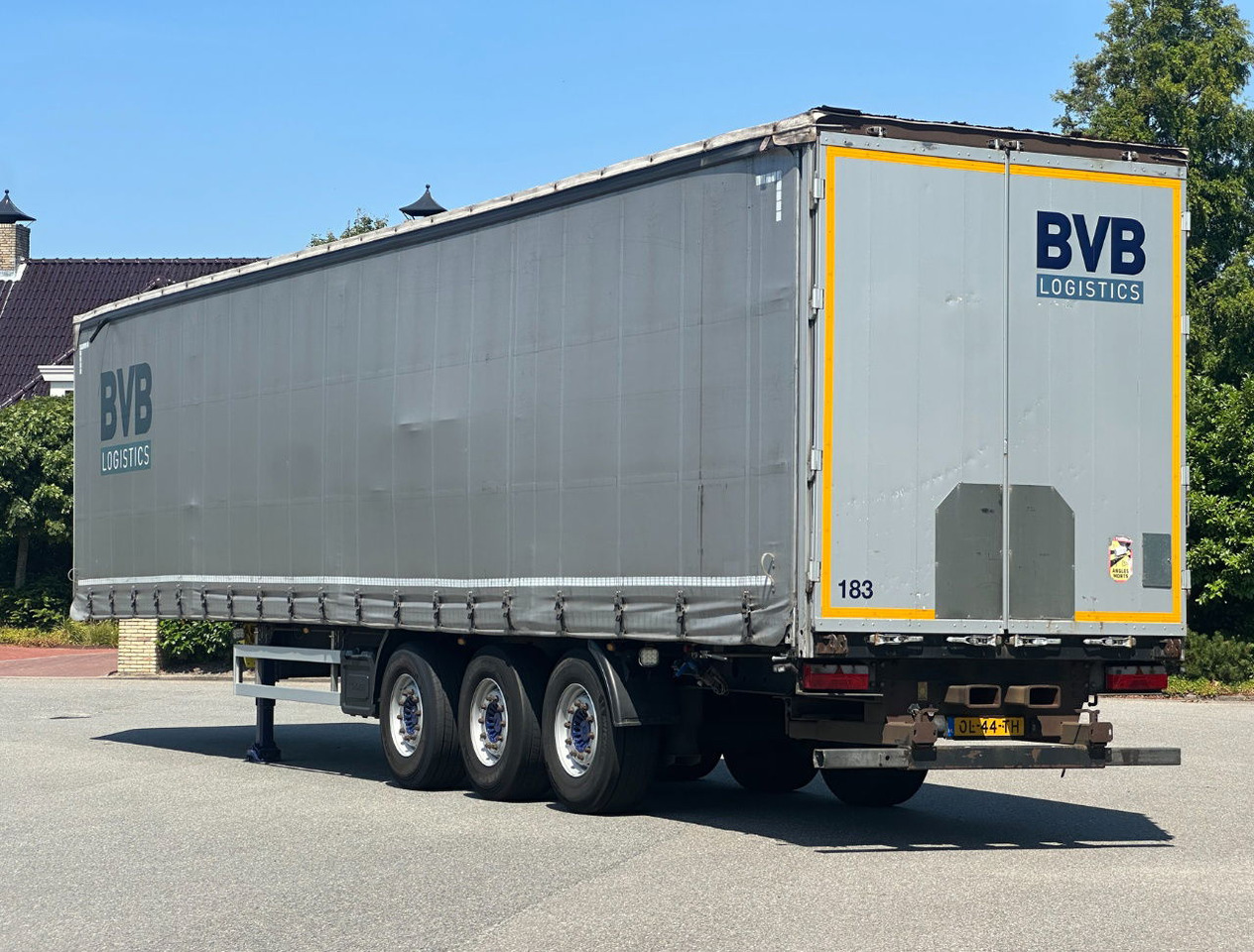 Kögel SN24 Edscha SAF Axles Disc Brakes Lift Axle TOP Condition NL Trailer - Тентованный полуприцеп: фото 3 Kögel SN24 Edscha SAF Axles Disc Brakes Lift Axle TOP Condition NL Trailer - Тентованный полуприцеп: фото 3