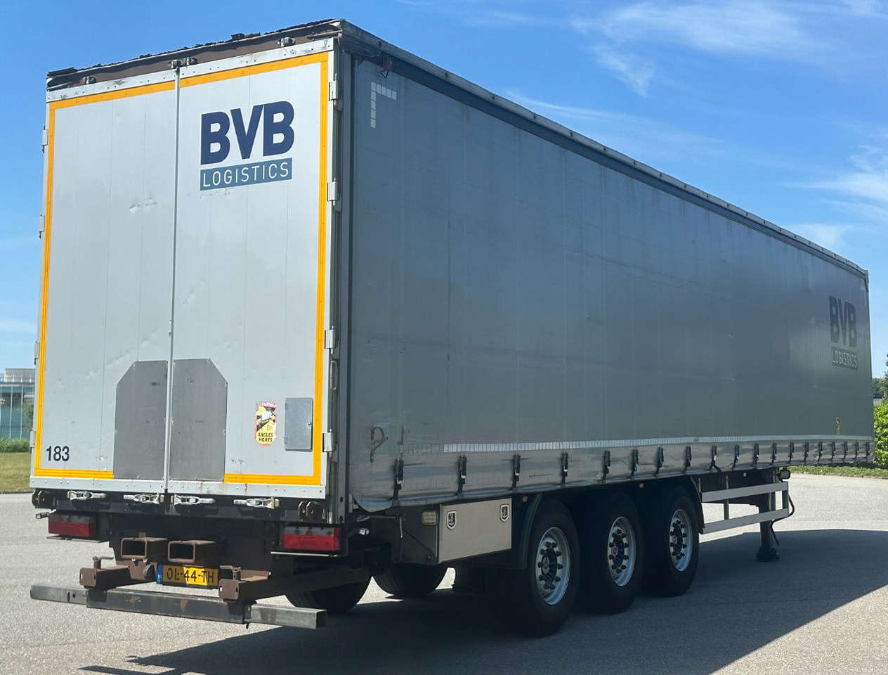 Kögel SN24 Edscha SAF Axles Disc Brakes Lift Axle TOP Condition NL Trailer - Тентованный полуприцеп: фото 5 Kögel SN24 Edscha SAF Axles Disc Brakes Lift Axle TOP Condition NL Trailer - Тентованный полуприцеп: фото 5