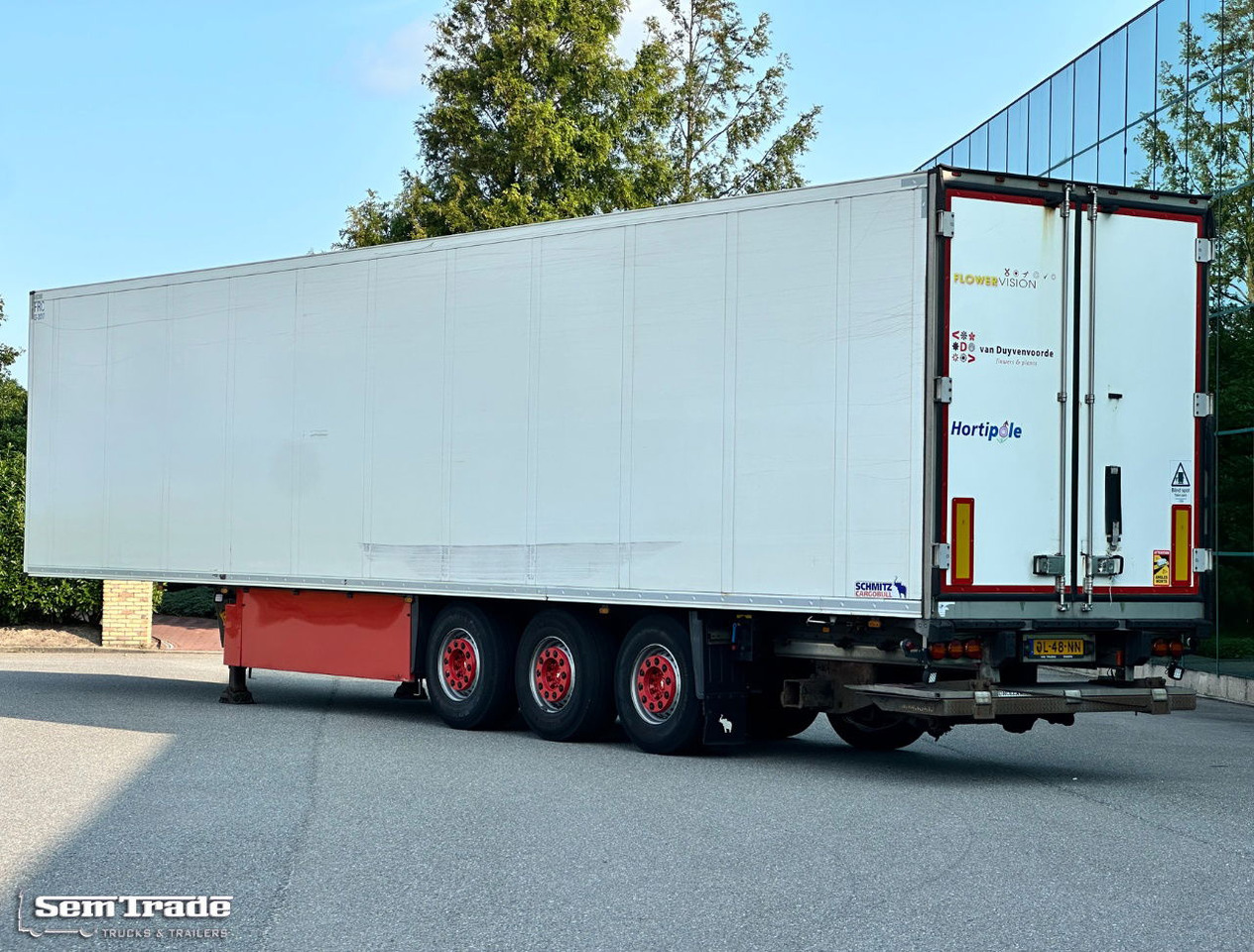 Schmitz Cargobull SKO24 Carrier Vector 1850 2X Lift Axle Flowerwide 270 CM High Holland Trailer - Полуприцеп-рефрижератор: фото 3 Schmitz Cargobull SKO24 Carrier Vector 1850 2X Lift Axle Flowerwide 270 CM High Holland Trailer - Полуприцеп-рефрижератор: фото 3