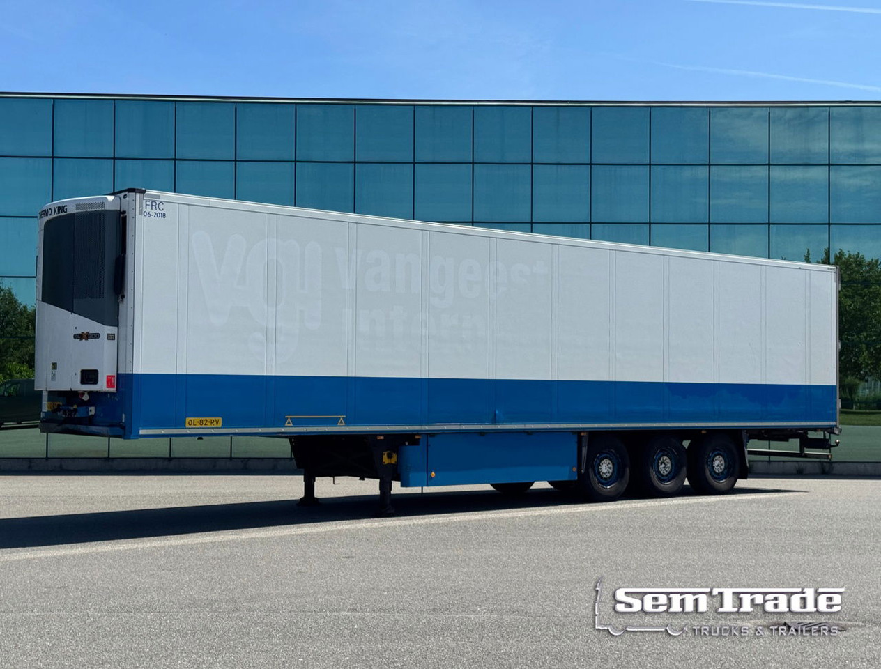 Schmitz Cargobull Thermo King SLX300 With Only 6.200 Hours 1340 x 250 x 270 CM Inside TOP Condition NL Trailer - Полуприцеп-рефрижератор: фото 1 Schmitz Cargobull Thermo King SLX300 With Only 6.200 Hours 1340 x 250 x 270 CM Inside TOP Condition NL Trailer - Полуприцеп-рефрижератор: фото 1