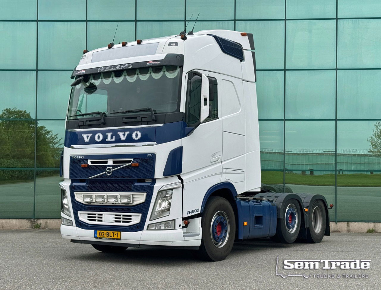 Volvo FH Globetrotter 6X2 701.000 KM Super Condition NL Truck - Тягач: фото 1 Volvo FH Globetrotter 6X2 701.000 KM Super Condition NL Truck - Тягач: фото 1