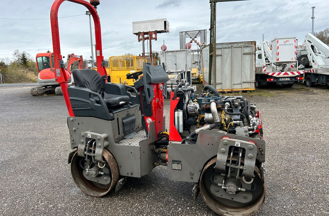 Roulleau compresseur 2 billes auto porte Boomag - Каток: фото 1 Roulleau compresseur 2 billes auto porte Boomag - Каток: фото 1