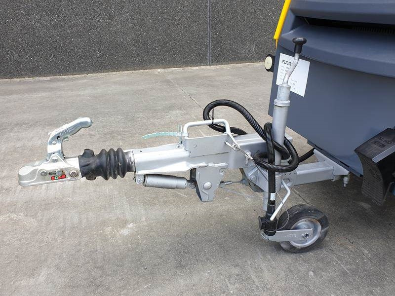 Atlas-Copco XAS 68 KD - Воздушный компрессор: фото 5 Atlas-Copco XAS 68 KD - Воздушный компрессор: фото 5