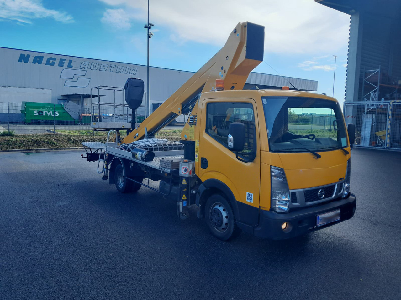 GSR E200T Comfort X - Грузовик с подъемником: фото 4 GSR E200T Comfort X - Грузовик с подъемником: фото 4