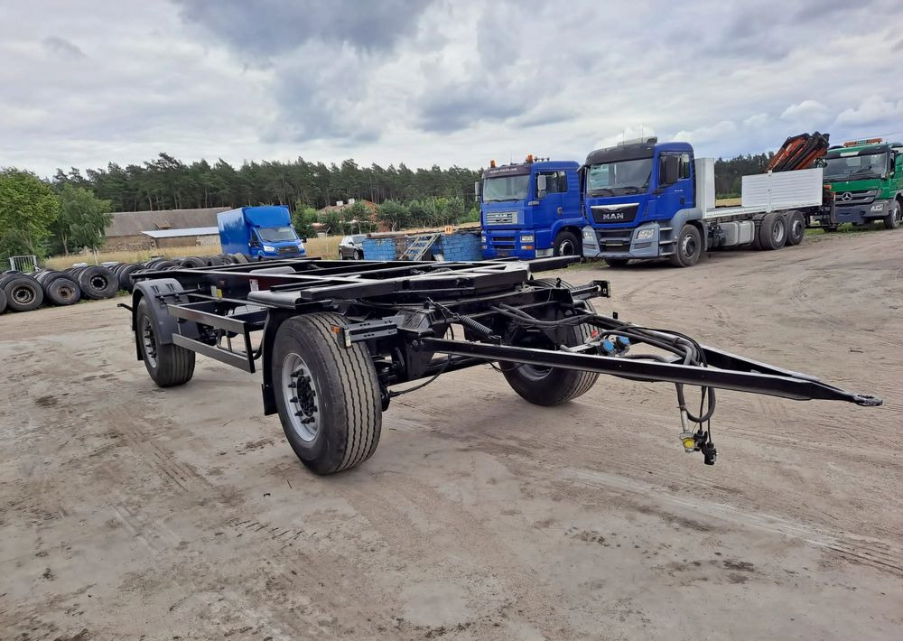 Krone BDF do mleka przyczepa do przewozu mleka - Прицеп-контейнеровоз/ Сменный кузов: фото 1 Krone BDF do mleka przyczepa do przewozu mleka - Прицеп-контейнеровоз/ Сменный кузов: фото 1