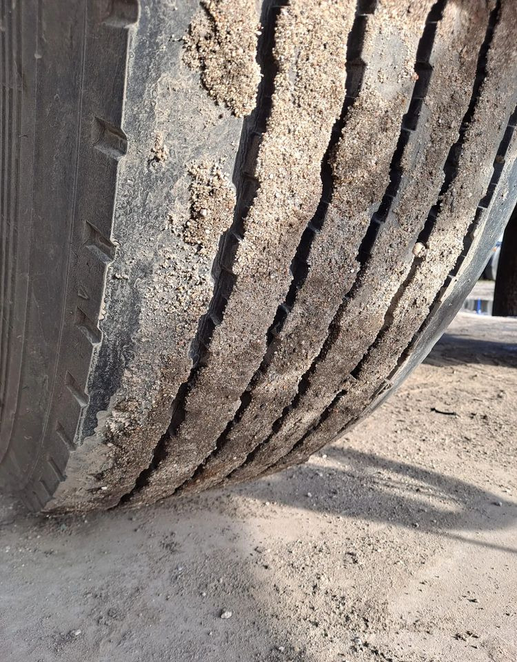 Krone Przyczepa KRONE Budowlanka - Прицеп бортовой/ Платформа: фото 5 Krone Przyczepa KRONE Budowlanka - Прицеп бортовой/ Платформа: фото 5