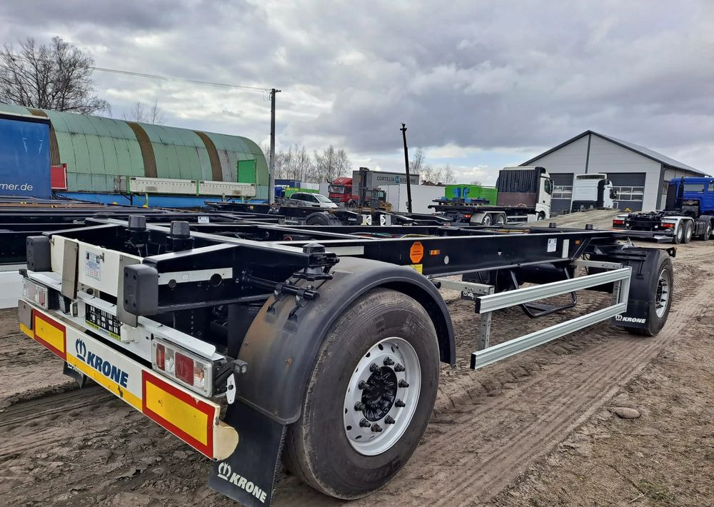 Krone Przyczepa Krone BDF 2017 rok - Прицеп-контейнеровоз/ Сменный кузов: фото 2 Krone Przyczepa Krone BDF 2017 rok - Прицеп-контейнеровоз/ Сменный кузов: фото 2