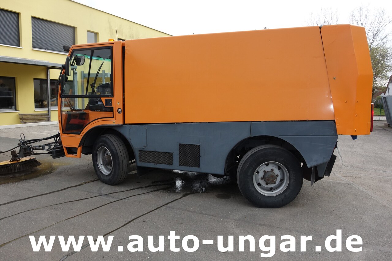 Подметально-уборочная машина Aebi Schmidt MFH 5000 Kehrmaschine 4-Rad Lenkung Wildkrautbesen: фото 7
