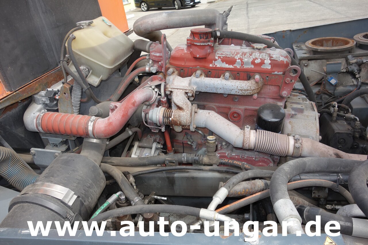 Подметально-уборочная машина Aebi Schmidt MFH 5000 Kehrmaschine Ersatzteilträger - SpareParts EZ  2000: фото 19