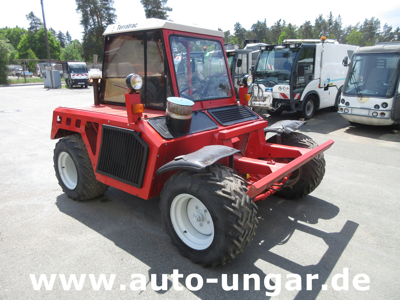 Aebi Terratrac TT88 Bergtraktor Metrac 4x4 Hydrostat 2x Zapfwelle Heckhydraulik - Трактор: фото 1 Aebi Terratrac TT88 Bergtraktor Metrac 4x4 Hydrostat 2x Zapfwelle Heckhydraulik - Трактор: фото 1