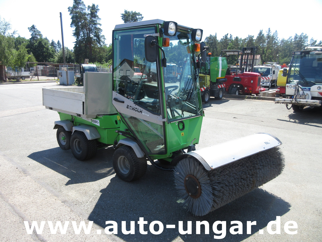 Egholm Nilfisk 2100 Powerflex 4x4 Kipper AHK Hydraulik Bürste Winterdienst - Коммунальный трактор: фото 1 Egholm Nilfisk 2100 Powerflex 4x4 Kipper AHK Hydraulik Bürste Winterdienst - Коммунальный трактор: фото 1