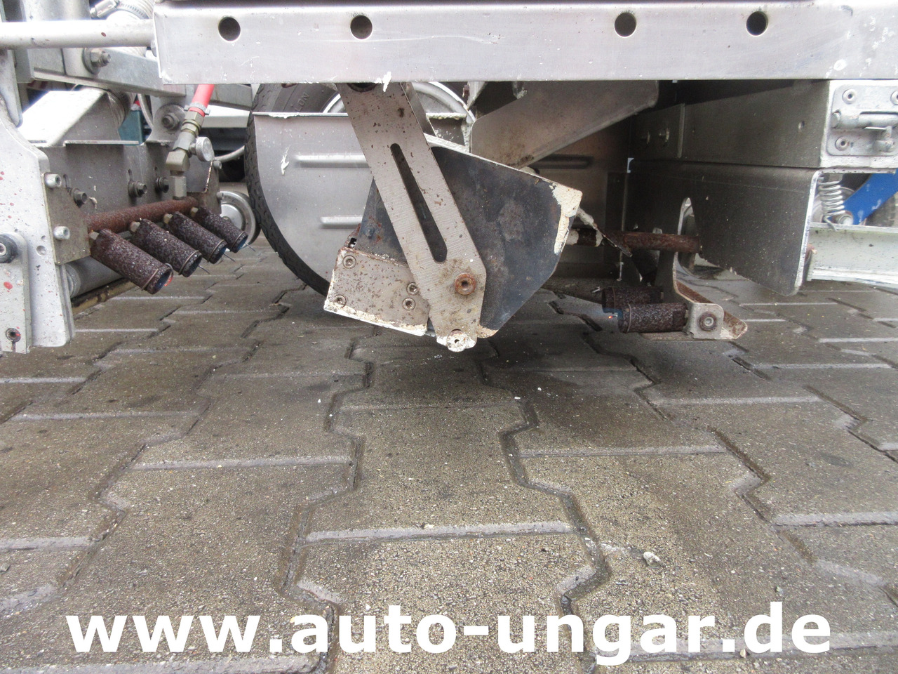 Graco ProMelt Thermolazer LineLazer 24H624 Baujahr 2022 Thermoplastic Roadmarking - Асфальтоукладочная техника: фото 5 Graco ProMelt Thermolazer LineLazer 24H624 Baujahr 2022 Thermoplastic Roadmarking - Асфальтоукладочная техника: фото 5