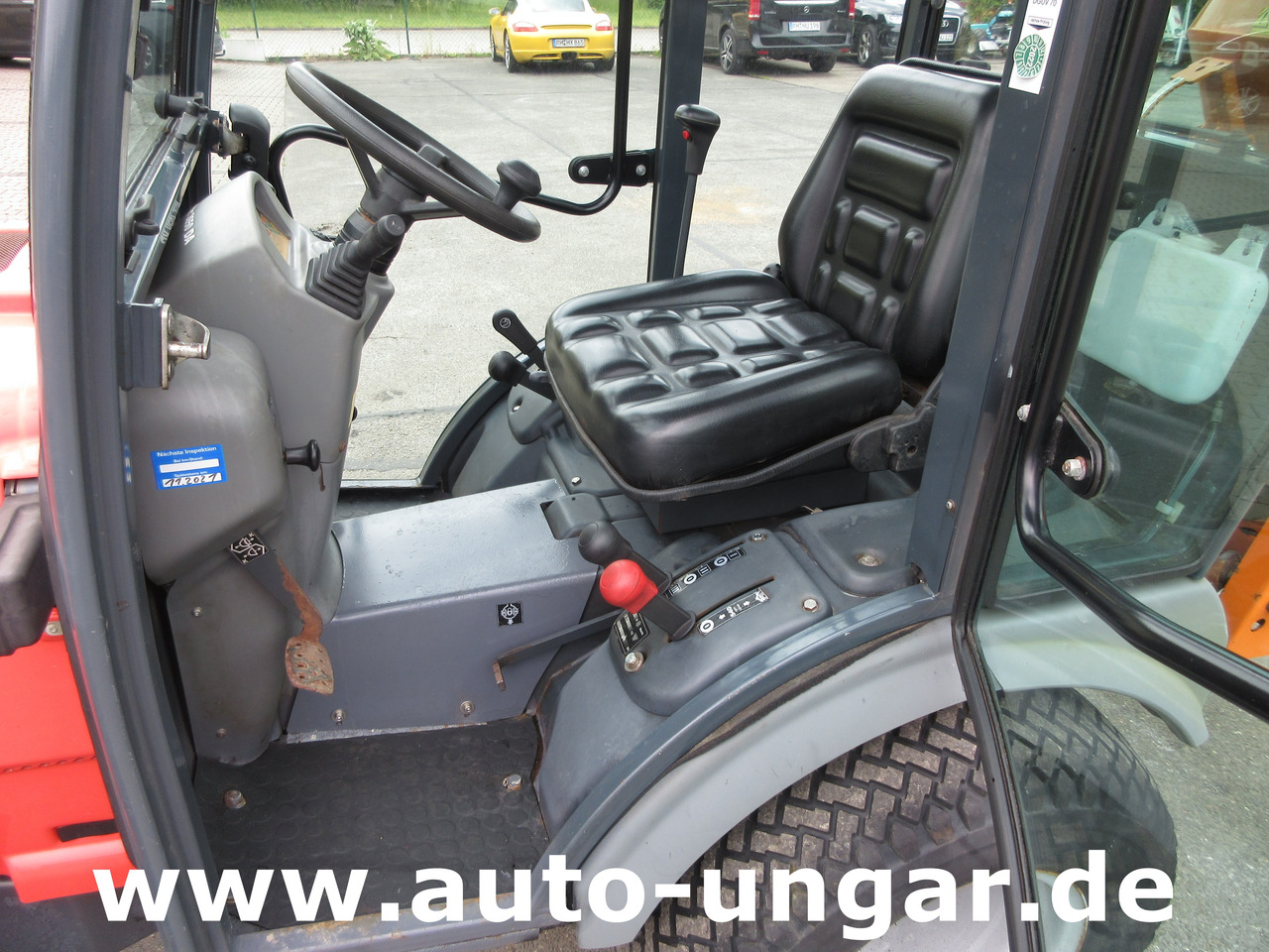 Коммунальный трактор HAKO Hakotrac 2650 DA Winterdienst Schneepflug & Streuer 4x4 Zapfwelle Hydraulik: фото 15