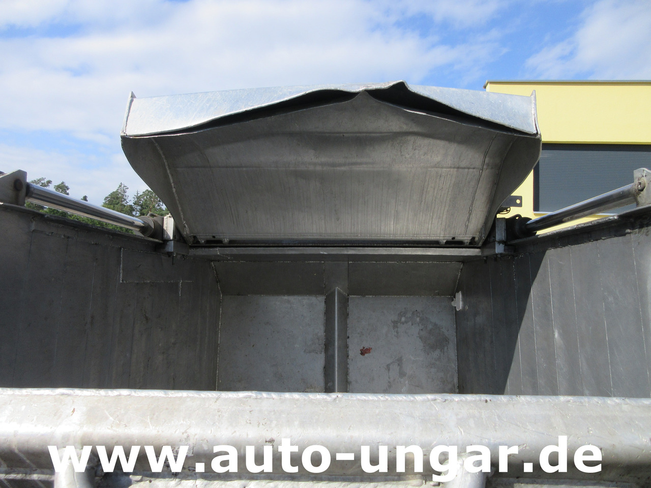 Мусоровоз ISUZU NQR smoother NPR 75 Q75.Y07 Faun Müllwagen Euro 4 Kipper Lifter Presse: фото 9