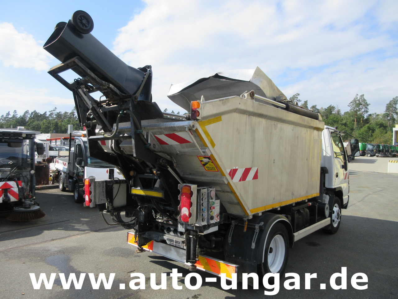 Мусоровоз ISUZU NQR smoother NPR 75 Q75.Y07 Faun Müllwagen Euro 4 Kipper Lifter Presse: фото 26