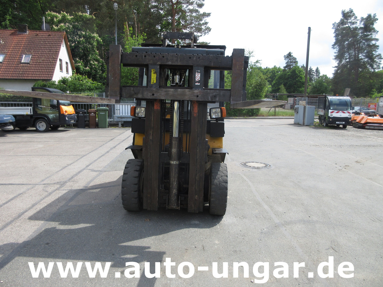 Дизельный погрузчик JUNGHEINRICH DFG 40 Diesel Gabelstapler 4.000kg Freihub Steinbock Yale Still Boss: фото 6