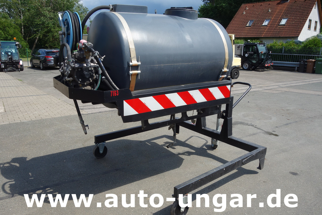 NILFISK CR3500 Wasserfass mit Pumpe + Schlauchhaspel Schmidt Multigo Schwemmaufbau - Коммунальная/ Специальная техника: фото 3 NILFISK CR3500 Wasserfass mit Pumpe + Schlauchhaspel Schmidt Multigo Schwemmaufbau - Коммунальная/ Специальная техника: фото 3