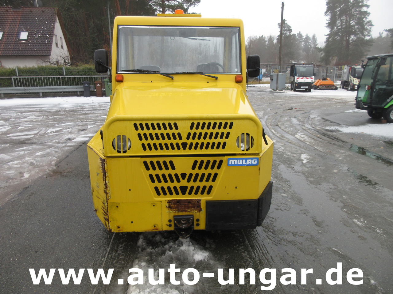 MULAG Comet 6D Diesel Schlepper Push-Back GSE Gepäckwagen - Багажный тягач: фото 2 MULAG Comet 6D Diesel Schlepper Push-Back GSE Gepäckwagen - Багажный тягач: фото 2