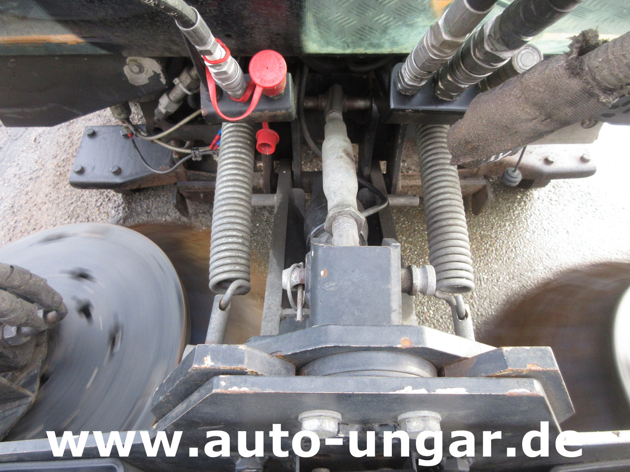 Nilfisk CR3500 Geräteträger Kommunalfahrzeug 4x4 Kehrmaschine Schmidt Flexigo - Подметально-уборочная машина: фото 4 Nilfisk CR3500 Geräteträger Kommunalfahrzeug 4x4 Kehrmaschine Schmidt Flexigo - Подметально-уборочная машина: фото 4