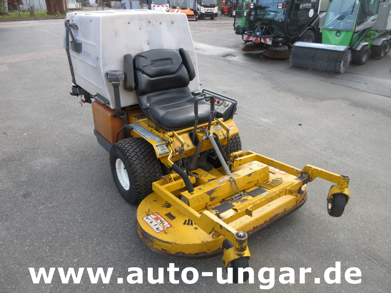 Walker MDDGHS Zero Turn Lawnmower Rasenmäher Kubota Diesel - Садовое оборудование: фото 1 Walker MDDGHS Zero Turn Lawnmower Rasenmäher Kubota Diesel - Садовое оборудование: фото 1