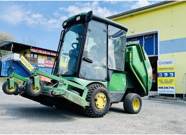 John Deere 1565 Serie II 4WD + MCS 600H - Газонокосилка: фото 1 John Deere 1565 Serie II 4WD + MCS 600H - Газонокосилка: фото 1