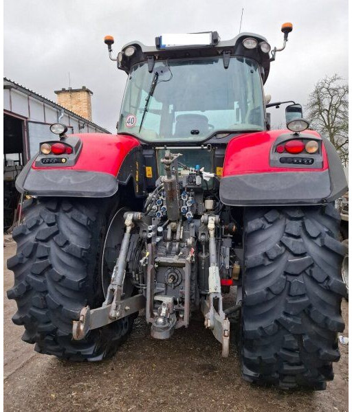 Massey Ferguson 8690 (MF) - Трактор: фото 3 Massey Ferguson 8690 (MF) - Трактор: фото 3