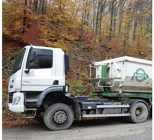 Tatra 4x4 hydr. T158 Phoenix (8P6R23) / DAF - Тягач: фото 1 Tatra 4x4 hydr. T158 Phoenix (8P6R23) / DAF - Тягач: фото 1
