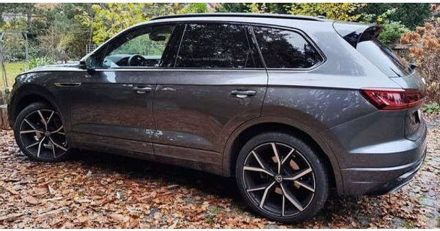 Volkswagen Touareg 3.0 TDi R-line 4-motion - Легковой автомобиль: фото 3 Volkswagen Touareg 3.0 TDi R-line 4-motion - Легковой автомобиль: фото 3