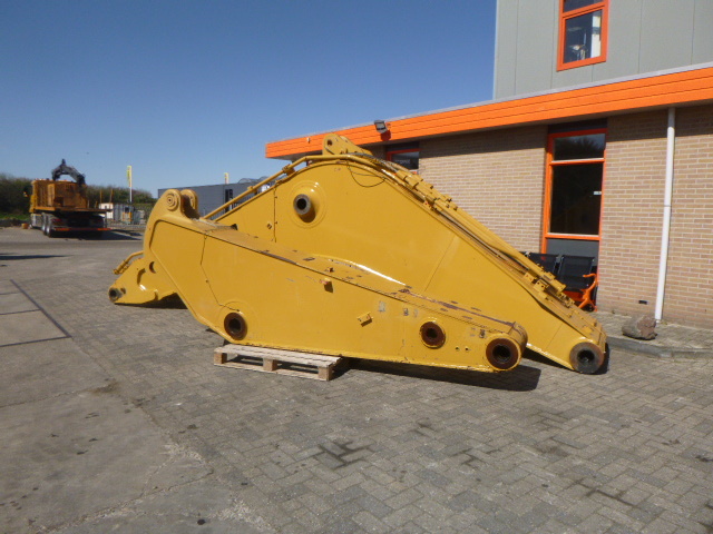 CATERPILLAR 365 CL - Стрела для Гусеничных экскаваторов: фото 2 CATERPILLAR 365 CL - Стрела для Гусеничных экскаваторов: фото 2