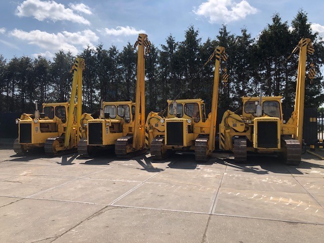 CATERPILLAR 561C - Трубоукладчик: фото 1 CATERPILLAR 561C - Трубоукладчик: фото 1