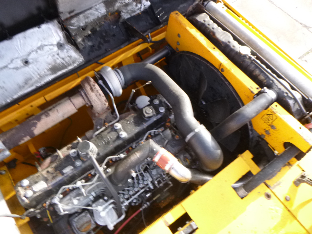 Гусеничный экскаватор JCB JS460LC: фото 23