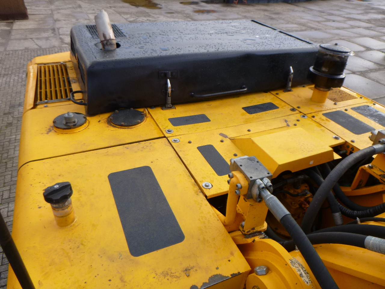 Гусеничный экскаватор JCB JS460LC: фото 20